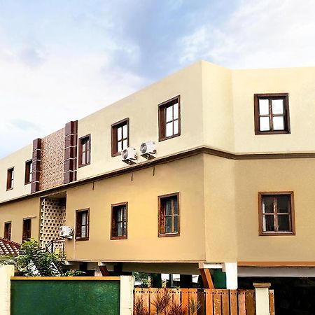Albergue Omah Pelem Syariah Semarang Exterior foto