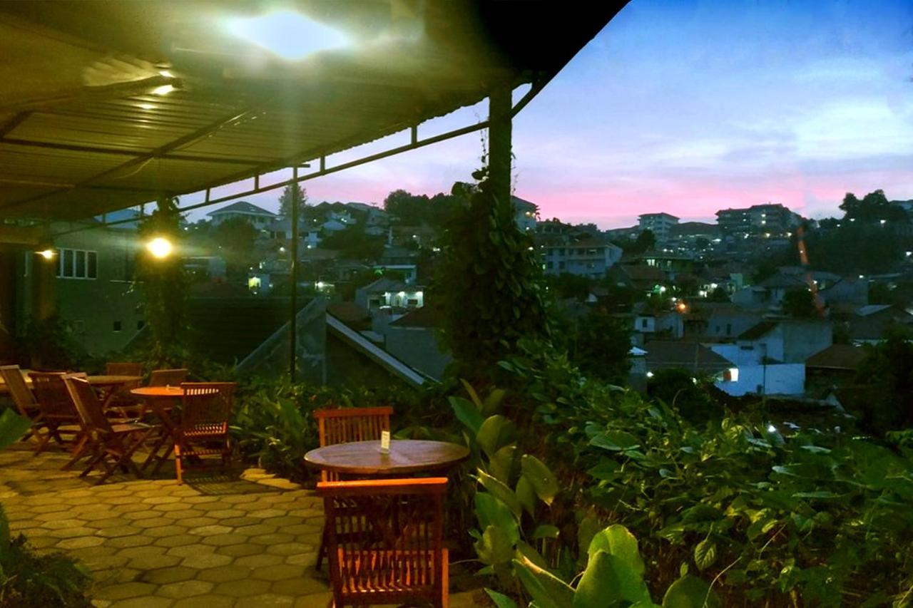 Albergue Omah Pelem Syariah Semarang Exterior foto