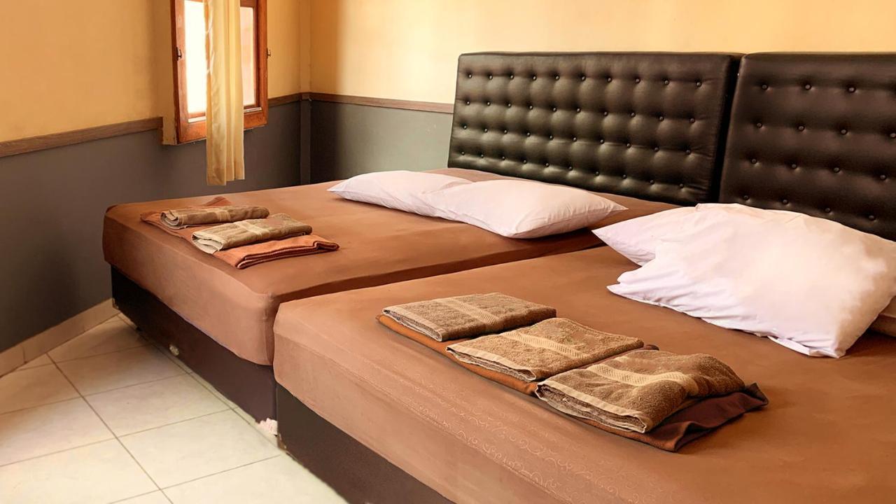 Albergue Omah Pelem Syariah Semarang Exterior foto